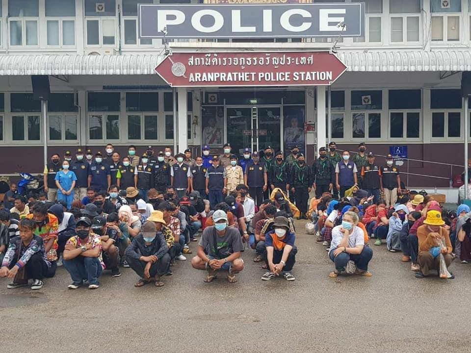 ទាហានថៃ០២នាក់ ជាមេខ្យល់នាំពលករខ្មែរ ចំនួន ១២៣នាក់ បំរុងលួចឆ្លងដែនទៅធ្វើការនៅប្រទេសថៃ ត្រូវសមត្ថកិច្ចថៃឃាត់ខ្លួន