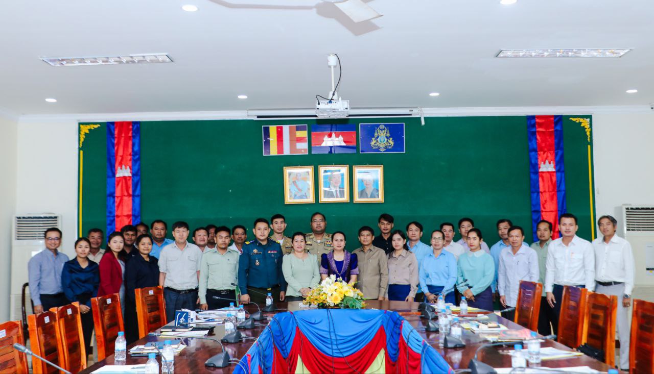 លោកស្រី អ៊ី នារីនេត ឣភិបាលរង នៃគណៈឣភិបាលខេត្តកោះកុង បានអញ្ជើញជាអធិបតី ក្នុងកិច្ចប្រជុំក្រុមការងារបច្ចេកទេស សម្រាប់តំបន់គ្រប់គ្រងជលផលសមុទ្រ ក្នុងខេត្តកោះកុង