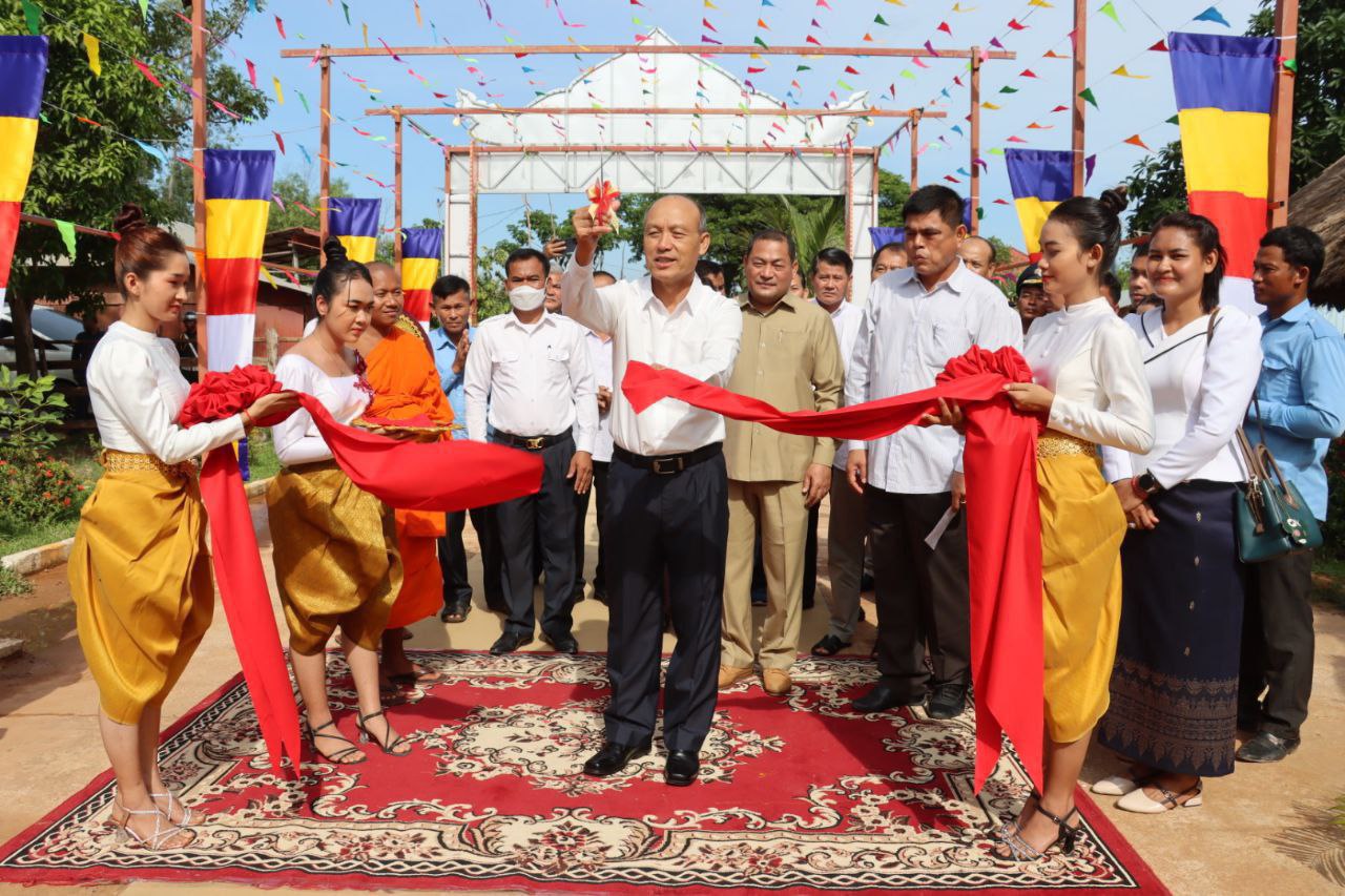 ឯកឧត្តម នាយឧត្តមសេនីយ៍ សៅ សុខា អញ្ជើញសម្ពោធដាក់ឲ្យប្រើប្រាស់សមិទ្ធផលនានា នៅវត្តលង្ការាម