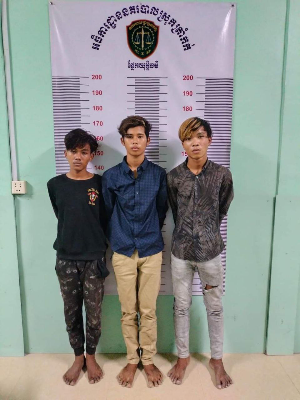 នគរបាលស្រុកត្រាំកក់ បង្ក្រាបមុខសញ្ញាក្រុមចោរវ័យក្មេង ធ្វើសកម្មភាពប្លន់ម៉ូតូលើកំណាត់ផ្លូវជាតិលេខ៣ បានចំនួន ០៣នាក់