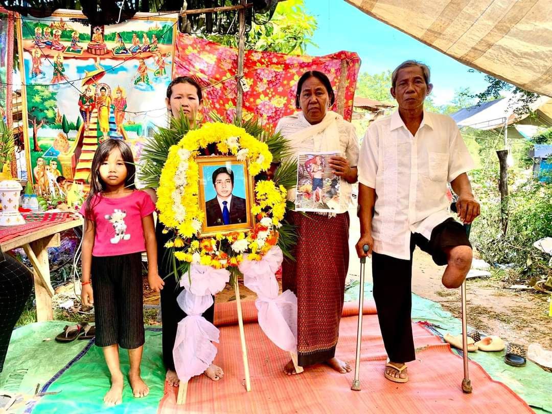 ក្រុមគ្រួសារជនត្រូវចោទម្នាក់ ដែលស្លា..ប់ក្នុងពន្ធនាគារខេត្តកំពង់ស្ពឺ សង្ស័យពាក់ព័ន្ធការប្រើអំពើហិង្សា បានស្នើសុំការអន្តរាគមន៍ពីសម្តេចតេជោ ហ៊ុន សែន និងសម្តេចក្រឡាហោម ស ខេង ដើម្បីផ្តល់ភាពយុត្តិធម៌