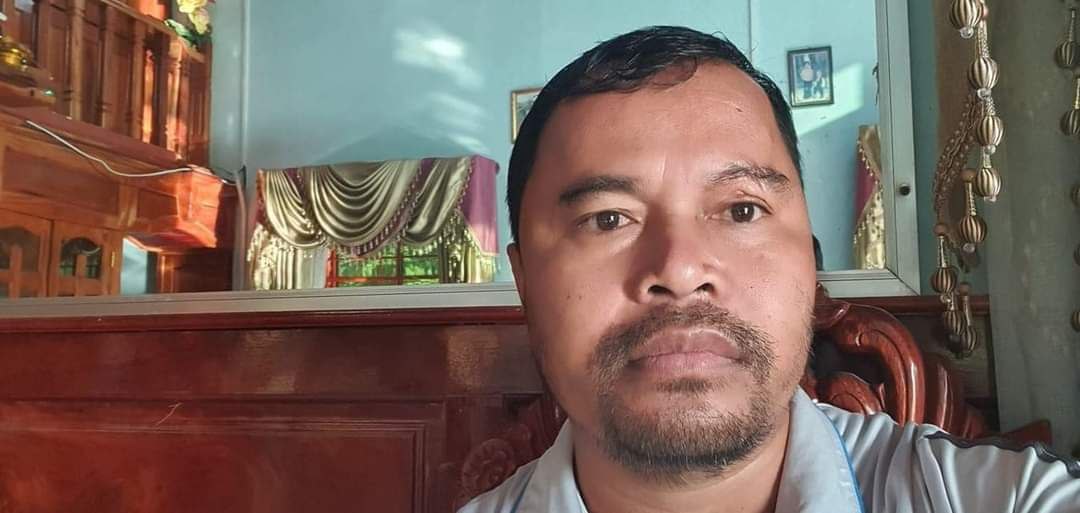 អ្នកជំនួញបទល្មើសព្រៃឈើដ៏ល្បីល្បាញ និងចាស់វស្សាប្រចាំស្រុកឱរ៉ាល់ មានឈ្មោះ ណុប ឌី មានទំនាក់ទំនងអ្វីជាមួយនាយកដែនជំរកសត្វព្រៃភ្នំឱរ៉ាល់ បានជាដឹកឈើចេញទាំងឡានៗគ្មានបញ្ហាបែបនេះ?