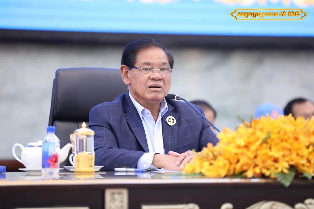 សម្ដេចក្រឡាហោម ស ខេង អនុប្រធានគណបក្សប្រជាជនកម្ពុជា អញ្ជើញជួបសំណេះសំណាលជាមួយថ្នាក់ដឹកនាំ មន្រ្តី និងសមាជិក សមាជិកាគណបក្សប្រជាជនកម្ពុជា គ.២៧ នៅវិមាន ៧មករា