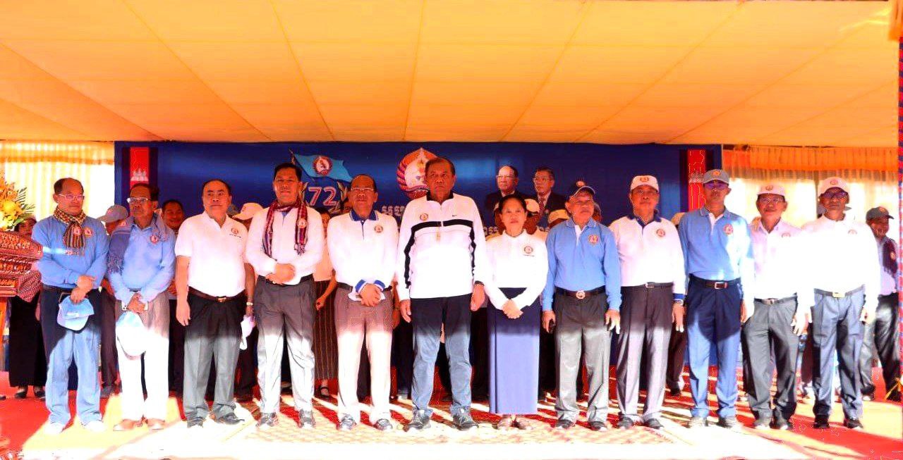 ឯកឧត្តមបណ្ឌិតដឹកនាំសមាជិក សមាជិកាគណបក្សប្រជាជនកម្ពុជា ១៥០០០នាក់ បើកយុទ្ធនាការដង្ហែរក្បួនឃោសនារកសំឡេងឆ្នោតនៅខេត្តកំពត