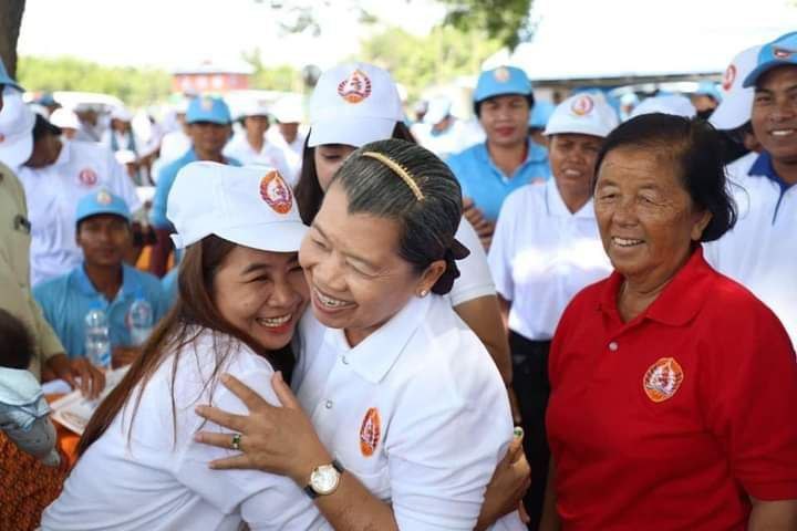 សម្ដេចម៉ែន សំអន ថ្លែងថា គ្រប់គណបក្សនយោបាយដែលកំពុងឃោសនារកការគាំទ្រគណបក្សរបស់ខ្លួន គឺប្រព្រឹត្តទៅបានក្រោមម្លប់នៃសុខសន្តិភាពរបស់គណបក្សប្រជាជនកម្ពុជា