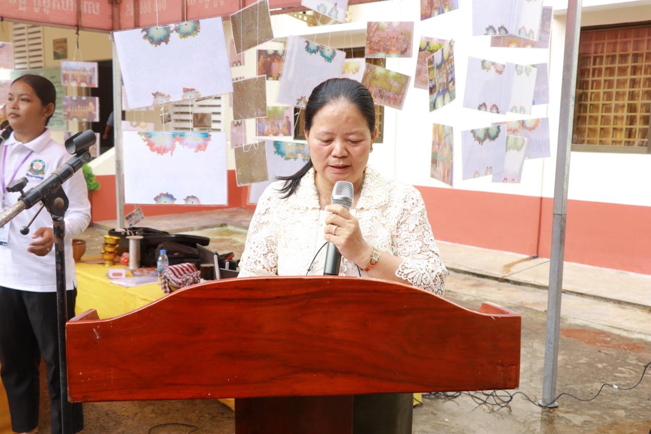 អភិបាលរងខេត្តកំពង់ធំ ចូលរួមកម្មវិធីពិពណ៌ស្នាដៃសមិទ្ធិផល សិស្សវិទ្យាល័យ ហ៊ុន សែន បល្ល័ង្គ