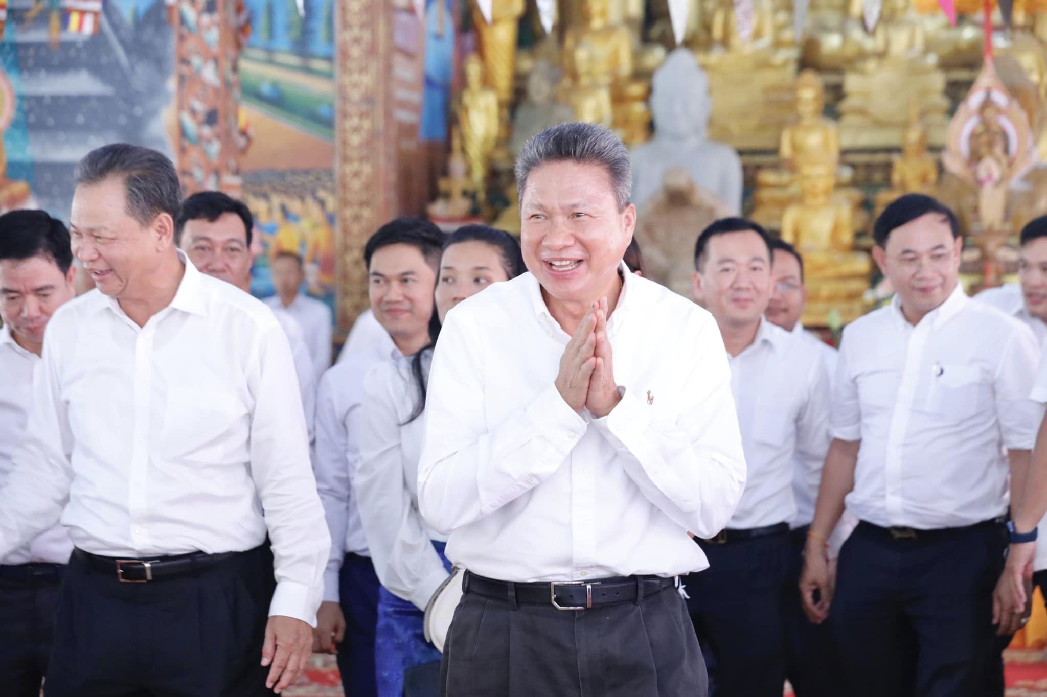 អារាមចំនួន៤២ នៅក្នុងទឹកដីស្រុកកោះធំ និងក្រុងសំពៅពូន នៃខេត្តកណ្តាល ទទួលបានការប្រគេនទៀនចំណាំព្រះវស្សា និងទេយ្យវត្ថុ នៅក្នុងឱកាសពិធីបុណ្យចូលព្រះវស្សា ប្រចាំពុទ្ធសករាជ២៥៦៧