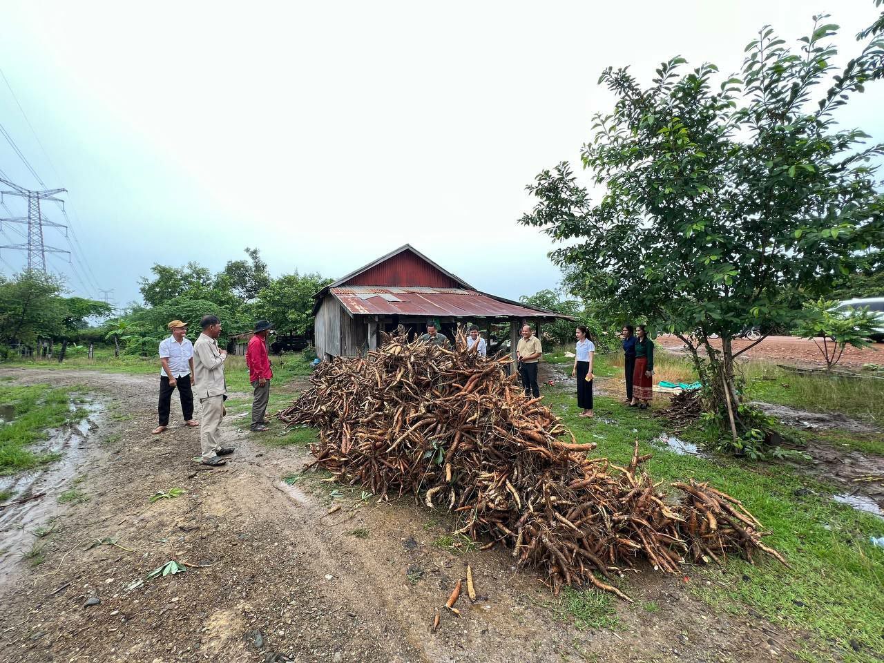 ជំនន់ទឹកភ្លៀង ក្នុងស្រុកសេសាន ខេត្តស្ទឹងត្រែង បង្កឱ្យភូមិចំនួន ១៥ រងផលប៉ះពាល់