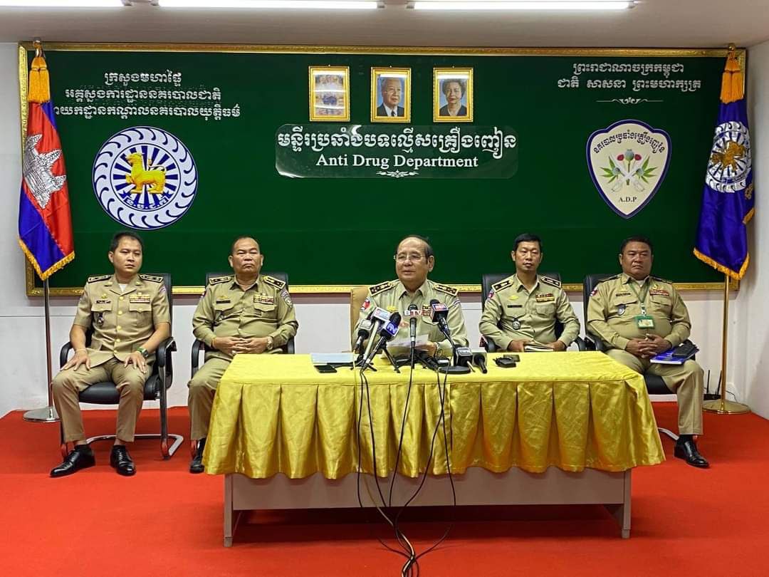ព័ត៌មានលម្អិត! ករណីក្រុមឧក្រិដ្ឋជនប្លន់រំដោះអ្នកទោសគ្រឿងញៀន នៅខេត្តសៀមរាប ចាប់ខ្លួនមេក្លោងជាអ្នកទោសដែលរត់គេច និងបក្ខពួក សរុបចំនួន ១១នាក់