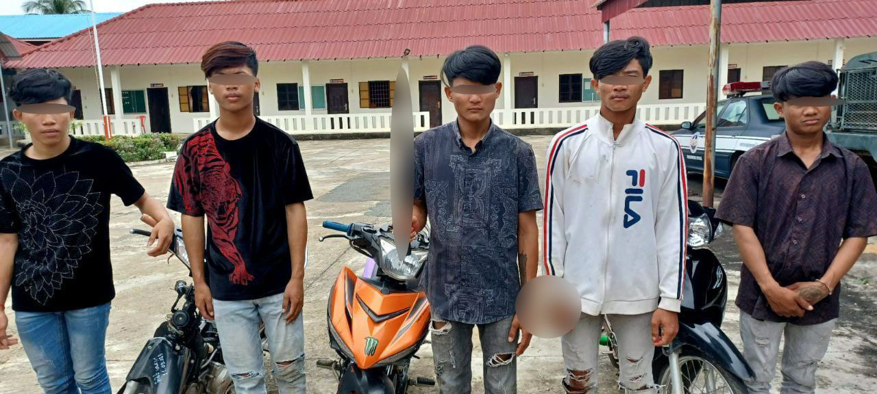 កម្លាំងអាវុធហត្ថបង្ក្រាបក្មេងទំនើងប្រាំនាក់ពីរនាក់អប់រំបីនាក់អនុវត្តនីតិវិធីច្បាប់