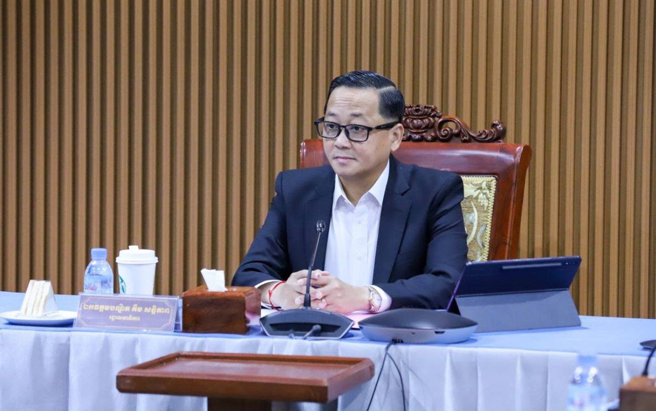 លោកបណ្ឌិត គឹម សន្តិភាព៖ មន្ត្រីនៅក្រោមឱវាទនៃអគ្គនាយកដ្ឋានកិច្ចការទោសព្រហ្មទណ្ឌ ត្រូវអនុវត្តតួនាទី និងភារកិច្ចរបស់ខ្លួនឱ្យបានខ្ជាប់ខ្ជួន ត្រូវប្រកាន់ភ្ជាប់នូវអភិក្រមការងារ “លឿន រហ័ស និងត្រឹមត្រូវ”