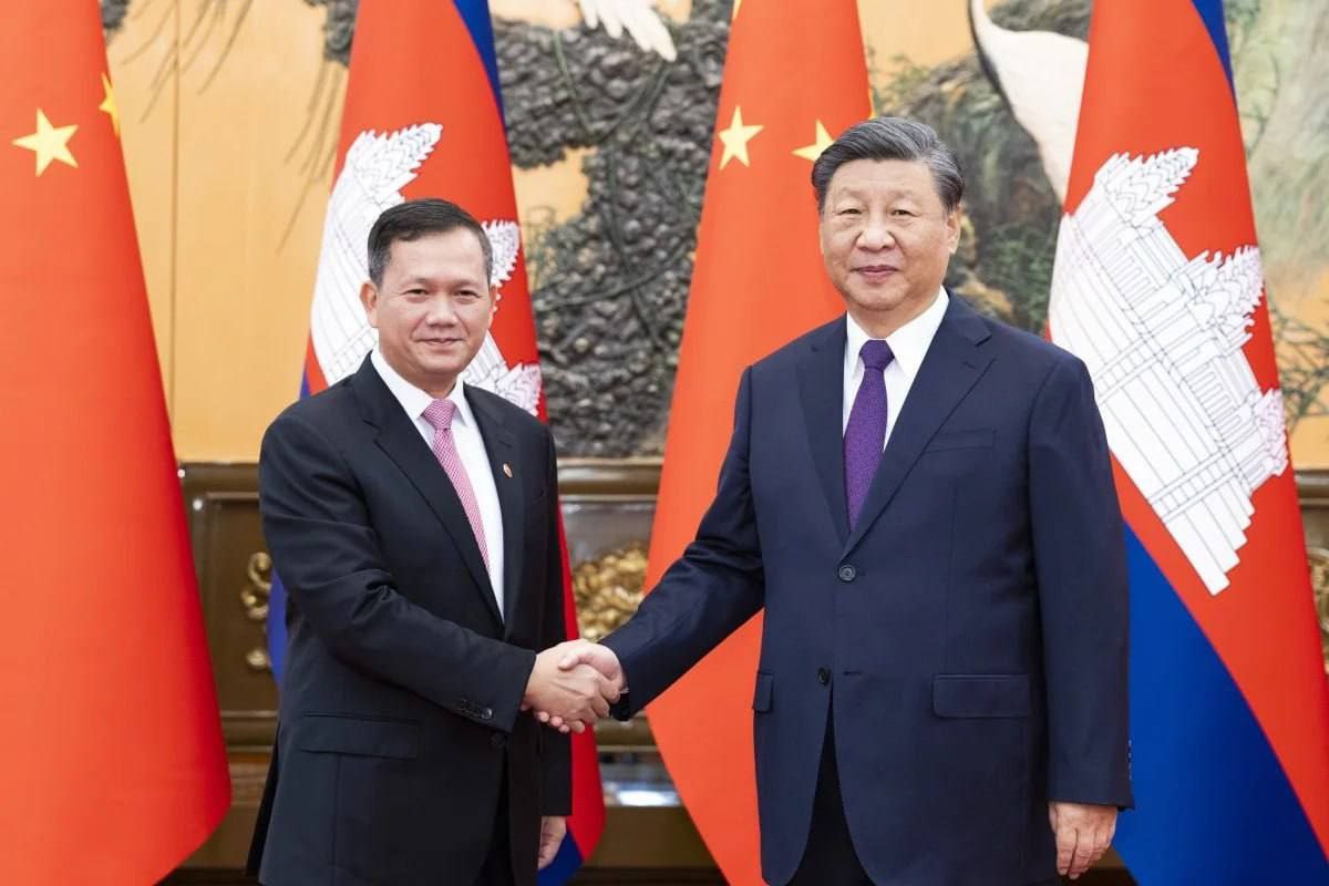 TOP NEWS: សម្តេចធិបតី ហ៊ុន ម៉ាណែត បញ្ជាក់ថា «ការបំពេញទស្សនកិច្ចរបស់សម្តេចនៅចិន គឺដើម្បីបញ្ជាក់ជំហរគោលនយោបាយការទូតរបស់កម្ពុជាជាមួយចិន ដែលរក្សានូវគោលនយោបាយចិនតែមួយដដែល»