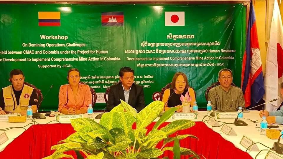 ស៊ីម៉ាក់ នឹងផ្តល់ការហ្វឹកហ្វឺនពង្រឹងសមត្ថភាពដល់មន្ត្រីជំនាញសកម្មភាពកម្ចាត់មីនប្រទេសកូឡុំប៊ីសម្រាប់រយៈពេល ៣ឆ្នាំ