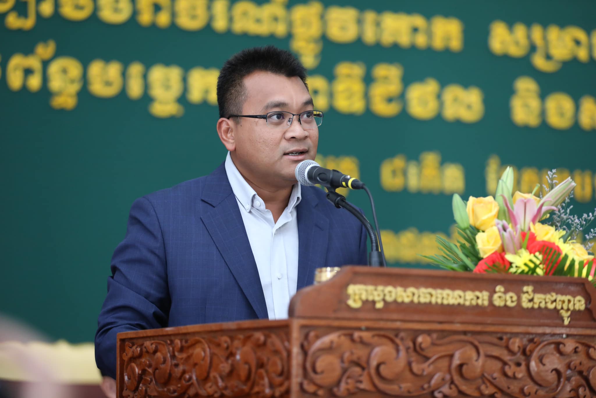 ឯកឧត្តម ប៉េង ពោធិ៍នា អញ្ជើញជាអធិបតីក្នុងពិធីបើកវគ្គបណ្តុះបណ្តាលស្តីពីច្បាប់ចរាចរណ៍ផ្លូវគោក សម្រាប់សមាជិកក្រុមហ៊ុនធ្វើអាជីវកម្ម ផ្តល់សេវាតាមប្រព័ន្ធបច្ចេកវិទ្យាឌីជីថល