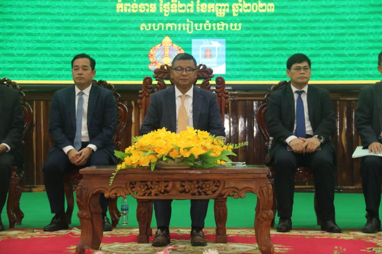 ឧបនាយករដ្ឋមន្ត្រី ហង់ជួន ណារ៉ុន៖ ការអប់រំឌីជីថលគឺជាយុទ្ធសាស្រ្តគន្លឹះមួយ ក្នុងចំណោមយុទ្ធសាស្រ្តផ្សេងៗទៀត ដើម្បីជម្រុញការធ្វើបរិវត្តកម្មនៃប្រព័ន្ធអប់រំ