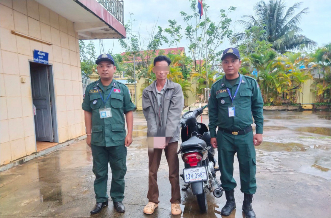 ល្បិចថ្មី ខ្ចីម៉ូតូគេជិះយកទៅចម្លងសោឆ្លៀតពេលម្ចាស់ទុកម៉ូតូចោលលួចទៅបាត់ តែគេចមិនផុតពីប៉ូលិស