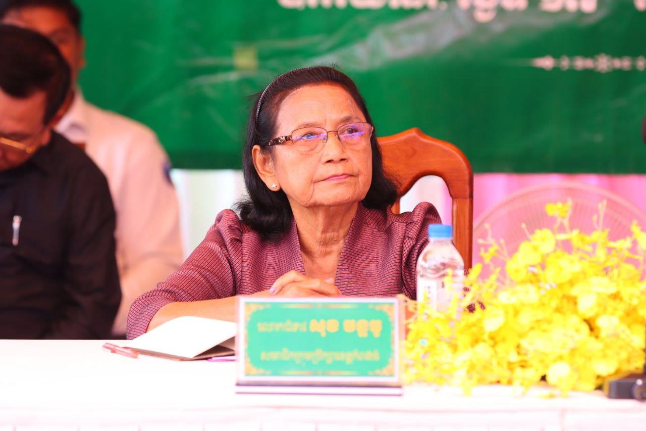 អភិបាលខេត្តកំពង់ធំ ជំរុញឱ្យមន្ត្រីជំនាញត្រូវខិតខំដោះស្រាយបញ្ហាប្រឈមនានា ឱ្យមានប្រសិទ្ធភាពខ្ពស់