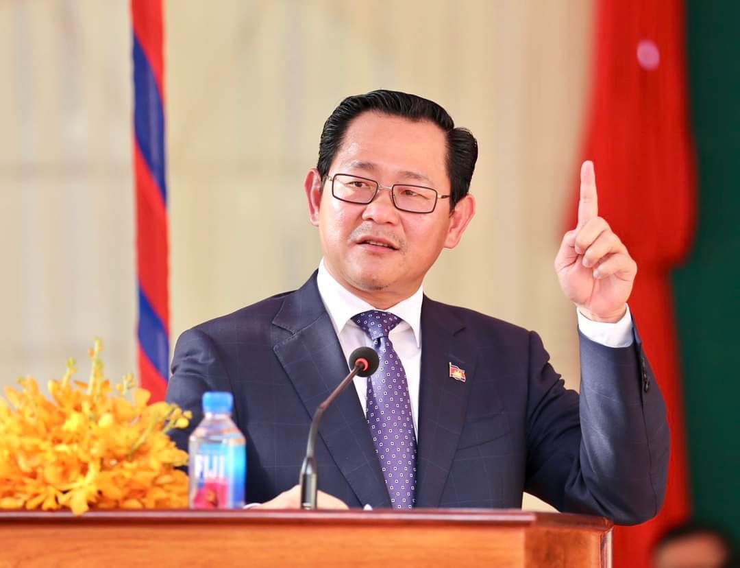 ឯកឧត្តម កើត រិទ្ធ ឧបនាយករដ្ឋមន្ត្រី រដ្ឋមន្ត្រីក្រសួងយុត្តិធម៌ បានណែនាំ និងផ្តាំផ្ញើទៅប្រធានតុលាការ ចៅក្រម ព្រះរាជអាជ្ញា ក្រឡាបញ្ជី អាជ្ញាសាលា និងមន្ត្រីរាជការទាំងអស់អនុវត្តឲ្យខ្ជាប់ខ្ជួននូវចំណុចសំខាន់ៗចំនួន៦