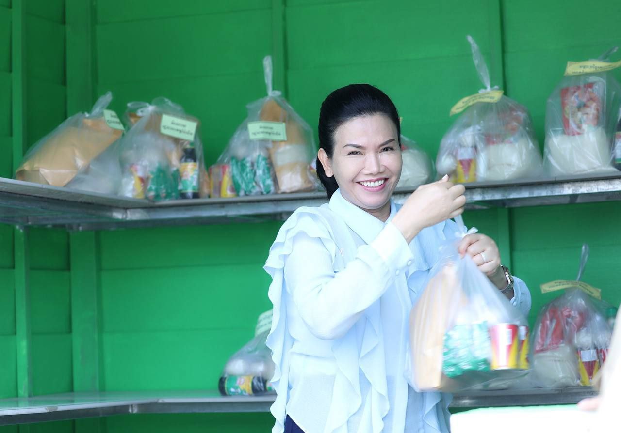 ប្រជាពលរដ្ឋក្នុងខេត្តប៉ៃលិនគាំទ្រខ្លាំង ចំពោះការបង្កើតផ្ទះបរិច្ចាគរបស់រដ្ឋបាលខេត្ត សម្រាប់ទទួល និងផ្តល់សម្ភារៈ គ្រឿងឧបភោគ បរិភោគ ដល់ទុរគតជន និងពលរដ្ឋខ្វះខាត