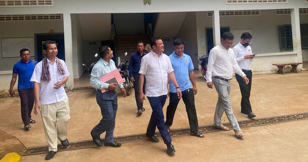 មន្ត្រីមន្ទីរអប់រំខេត្តប៉ៃលិន ចុះពិនិត្យមណ្ឌលប្រឡង សម្រាប់ការប្រឡងសញ្ញាបត្រ មធ្យមសិក្សាទុតិយភូមិ ០៦ វិច្ឆិកា ២០២៣ ដើម្បីធានាបាននូវប្រសិទ្ធភាព សុវត្ថិភាពសម្រាប់ការប្រឡង