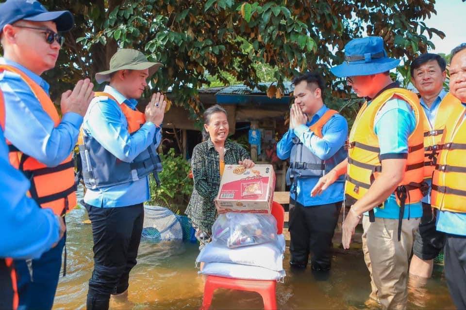 សកម្មភាព ស.ស.យ.ក. ចូលរួមសម្រាលទុក្ខលំបាកប្រជាពលរដ្ឋតាមបណ្តាមូលដ្ឋានដែលរងគ្រោះដោយសារទឹកជំនន់