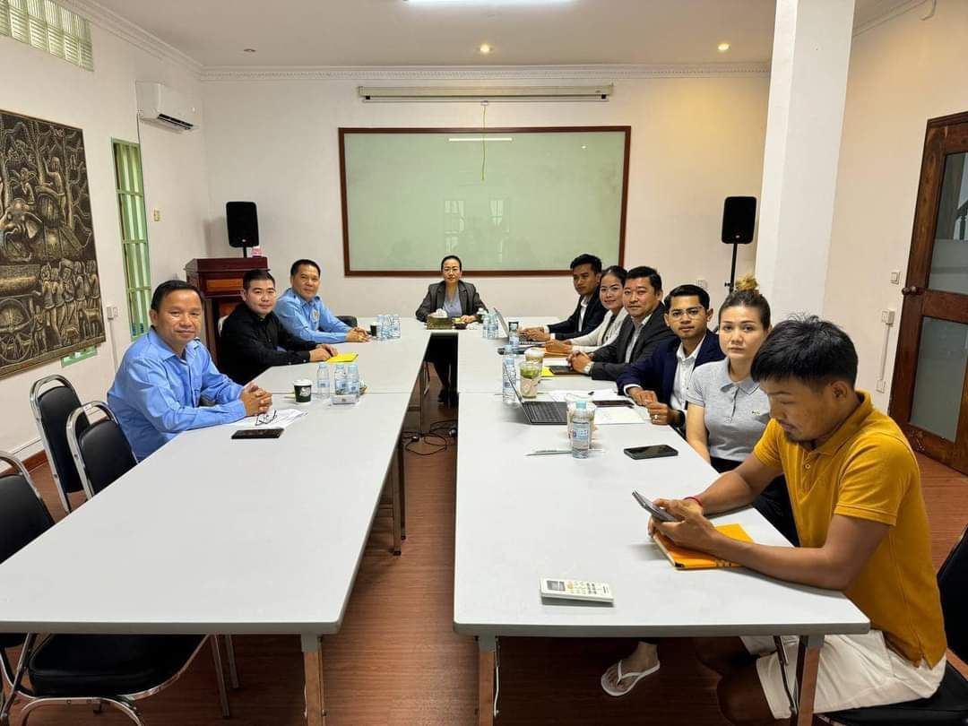 ទីបំផុតរឿងរ៉ាវជម្លោះថ្លៃបំពាក់កញ្ចក់រវាងអ្នកម៉ៅការ និងសាកលវិទ្យាល័យឥន្រ្ទវិជ្ជា ដែលហែកហួរគ្នាផ្ទុះពេញបណ្តាញសង្គម ត្រូវបានបញ្ចប់ក្រោមយុទ្ធសាស្ត្រ «ឈ្នះ-ឈ្នះ» ខណៈតំណាងអយ្យការប្រកាសចាត់ការលើសំណុំរឿងព្រហ្មទណ្ឌ ចំនួន ០២រឿង ដោយតម្កល់ឥតចាត់ការ