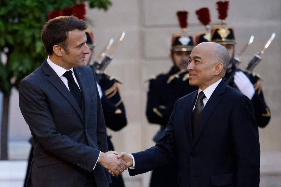 ប្រធានាធិបតីបារាំង លោក Emmanuel Macron និងព្រះមហាក្សត្រកម្ពុជា នឹងជជែកគ្នាអំពីការពង្រឹងទំនាក់ទំនងឲ្យកាន់តែស្អិតរមួតរវាងប្រទេសទាំង២
