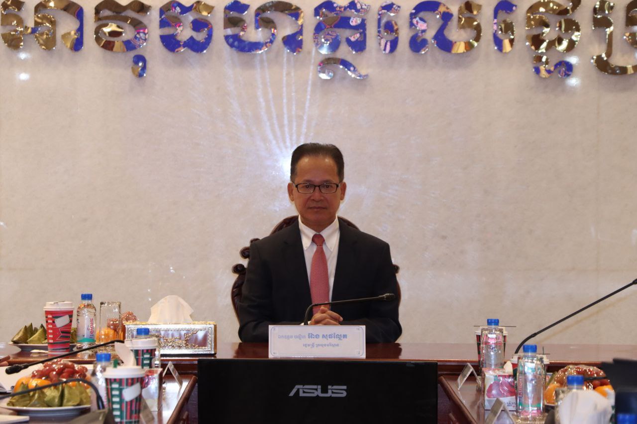 កងរាជអាវុធហត្ថប្តេជ្ញា ក្នុងកិច្ចសហការជាមួយ ក្រសួងបរិស្ថាន ដើម្បីទប់ស្កាត់ បង្ក្រាបបទល្មើស រក្សាធនធានធម្មជាតិ និងចូលរួមការដាំកូនឈើឡើងវិញ!