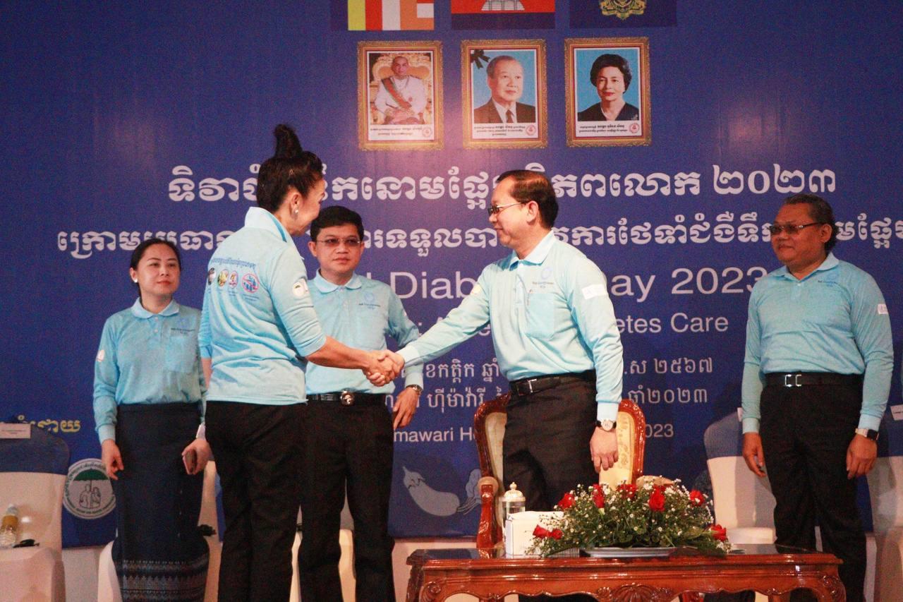 រដ្ឋមន្ដ្រីសុខាភិបាល ថា ប្រជាជនកម្ពុជាជិត៦ម៉ឺននាក់ បានស្លាប់ជារៀងរាល់ឆ្នាំដោយសារជំងឺទឹកនោមផ្អែម និងជំងឺមិនឆ្លងផេ្សងទៀត