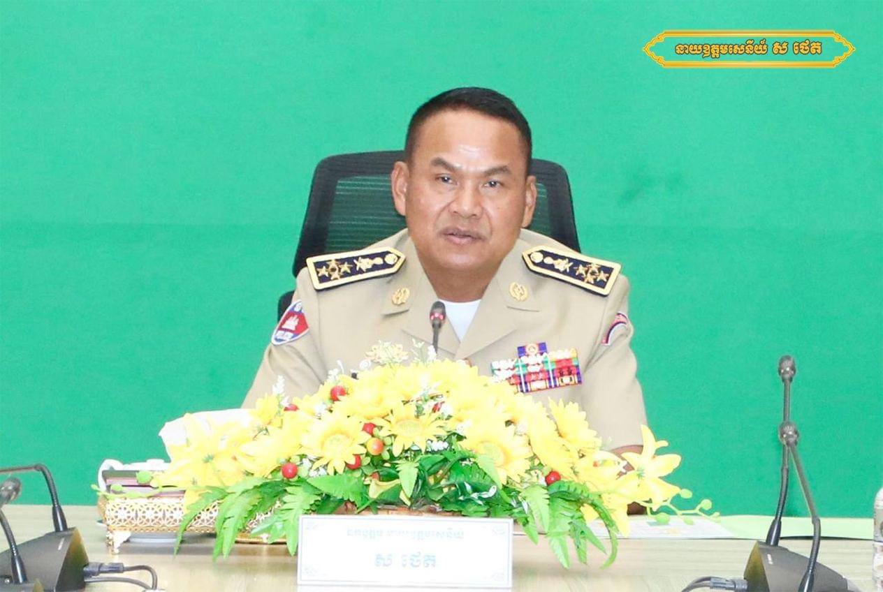 អគ្គស្នងការនគរបាលជាតិ ជំរុញឱ្យក្រុមហ៊ុនដឹកជញ្ជូនទាំងអស់ ណែនាំដល់អ្នកបើកបរខ្លួន ចូលរួមគោរពច្បាប់ចរាចរណ៍ ដើម្បីរួមចំណែកកាត់បន្ថយអត្រាស្លាប់