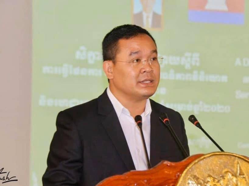 លោក ម៉េត មាសភក្ដី៖ ភ្ញៀវទេសចរជាតិ-អន្តរជាតិ បានមកលេងកម្សាន្តជិត ៣លាននាក់ នៅថ្ងៃទី២ នៃព្រះរាជពិធីបុណ្យអុំទូក