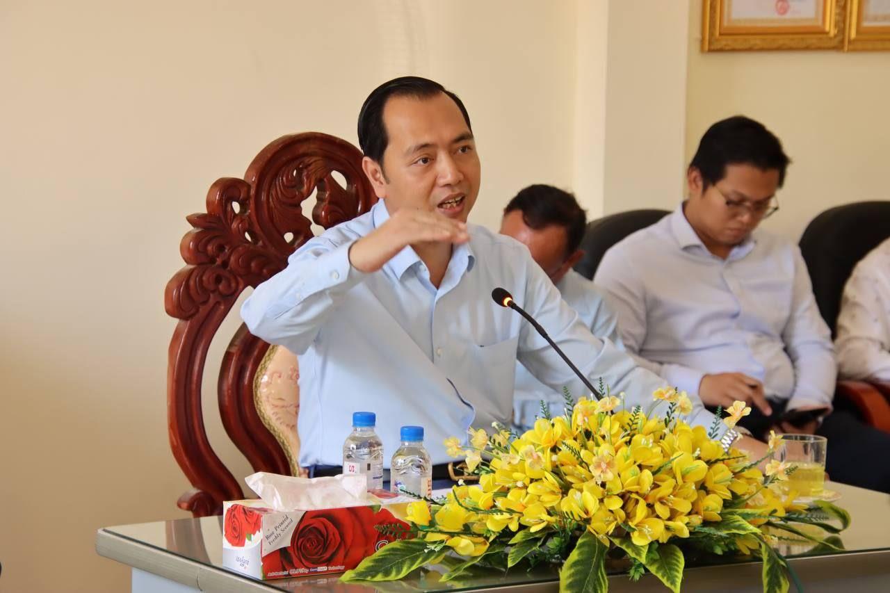 រដ្ឋមន្ត្រីក្រសួងព័ត៌មាន លើកទឹកចិត្តឲ្យមន្ត្រី នៃមន្ទីរព័ត៌មានខេត្តកំពង់ចាម ពង្រឹងសមត្ថភាព ក្នុងការផ្ដល់ព័ត៌មានជូនប្រជាពលរដ្ឋ និងរាជរដ្ឋាភិបាល