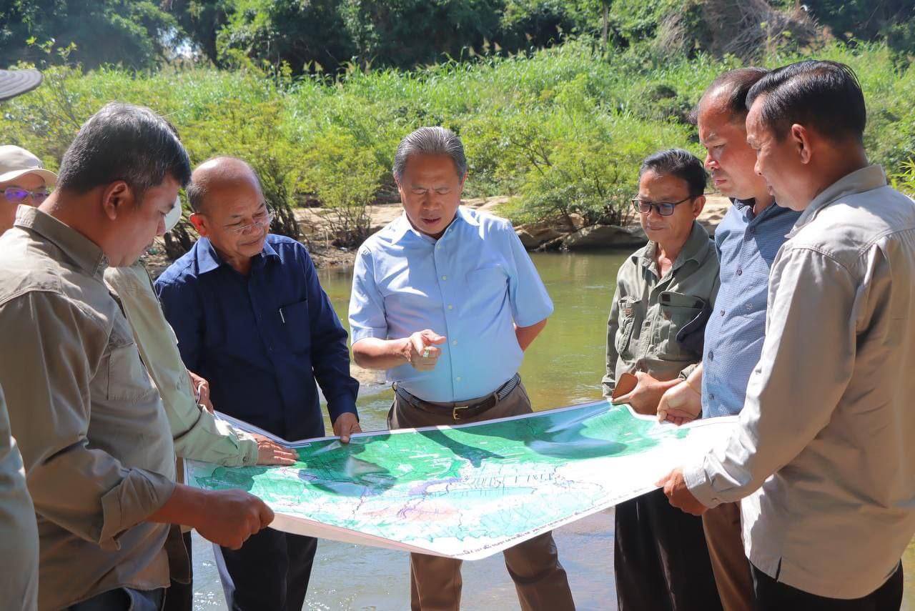 មន្ត្រីជាន់ខ្ពស់ក្រសួងធនធានទឹក ចុះពិនិត្យស្ថានភាពភូមិសាស្ត្របណ្តាអាងទឹកក្នុងតំបន់ស្ទឹងធំ ស្ទឹងព្រៃខ្លុង និងស្ទឹងអារ៉ៃ