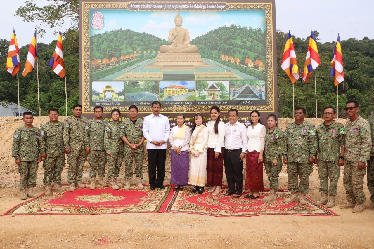 ព្រះពុទ្ធរូបប្បដិមាព្រះអង្គអភ័យកម្ពស់ ៤៥ម៉ែត្រ នៅលើភ្នំកែបត្រូវរៀបពិធីបញ្ចុះបឋមសិលាសាងសង់ជាផ្លូវការ