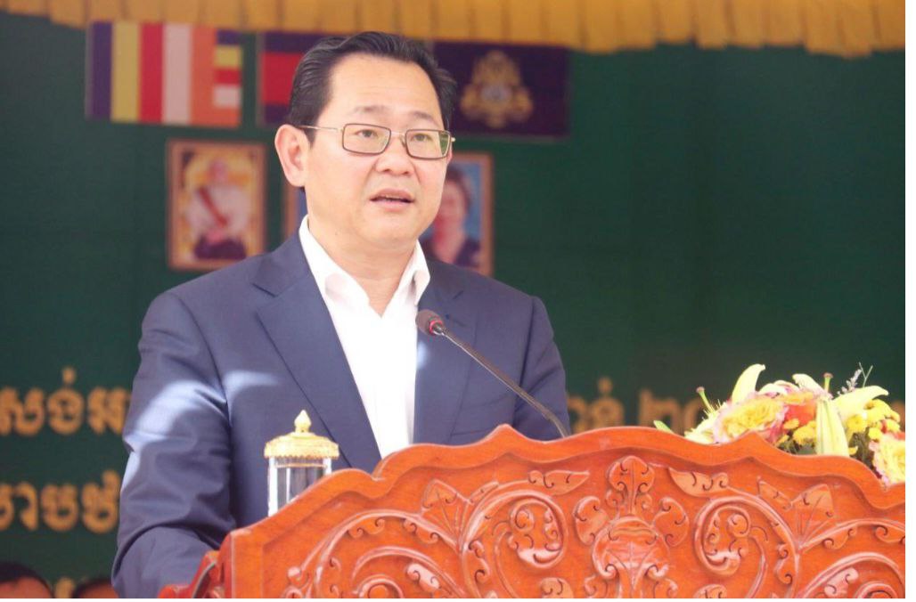 ពិធីបញ្ចុះបឋមសិលា សាងសង់អគារសិក្សា២ខ្នង នៃសាលាបឋមសិក្សាព្រៃទទឹង នៅស្រុកព្រៃឈរ