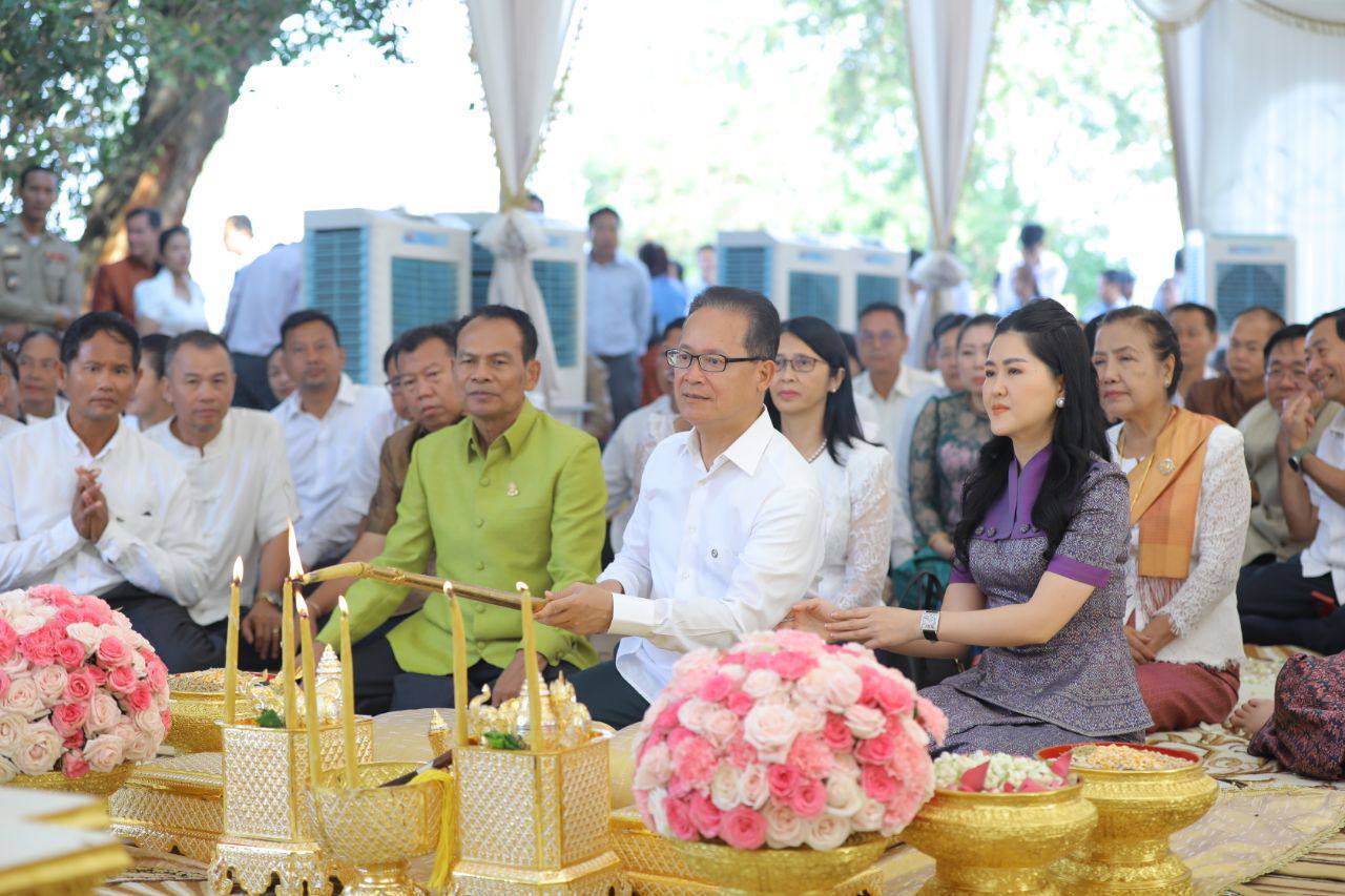 រដ្ឋមន្រ្តីក្រសួងបរិស្ថានរៀបចំសួនឧទ្យានទន្លេស្ងួត សមិទ្ធផលមួយថ្មីបន្ថែមទៀត ឆ្ពោះទៅតំបន់សហគមន៍ទេសចរណ៍ធម្មជាតិអព្យាក្រឹតកាបូន