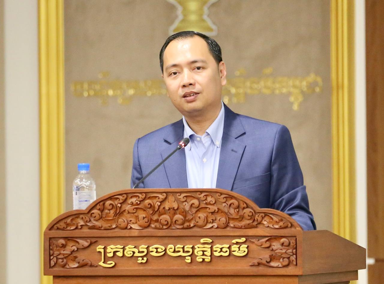 រដ្ឋមន្រ្ដីក្រសួងព័ត៌មាន៖ ការធ្វើទំនាក់ទំនងជាមួយស្ថាប័ន សារព័ត៌មាន ដើម្បីផ្សព្វផ្សាយគឺជារឿងចាំបាច់ ដោយមិនត្រូវឱ្យព័ត៌មានមិនពិតដឹកមុខ