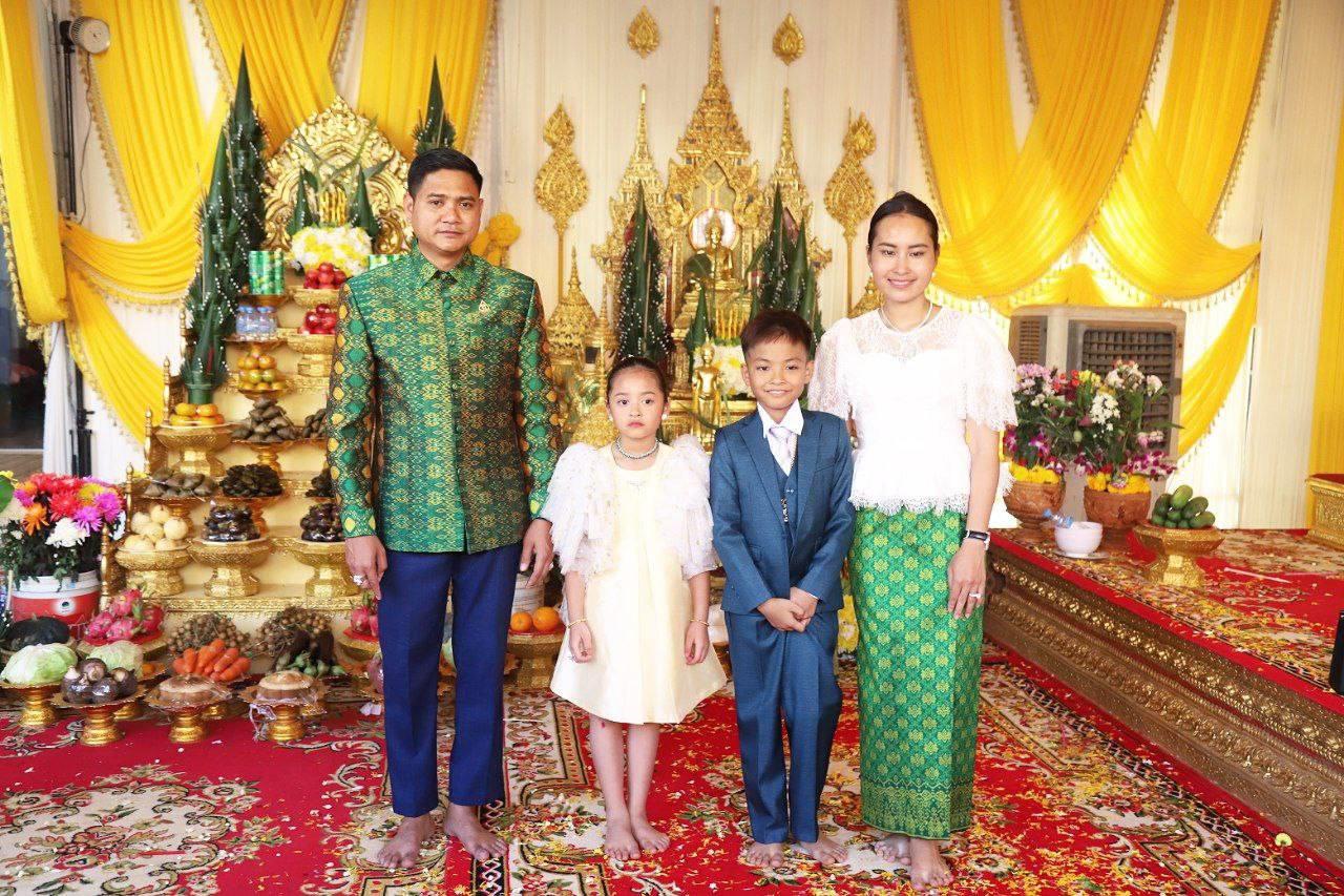 លោកឧកញ៉ា ណាង ណាន និងលោកស្រី តាន់ សុផាវី ចែកអំណោយជូនតាយាយប្រមាណ២០០នាក់ និងពិសារអាហារសាមគ្គី នៅស្រុកកំណើត ក្នុងខេត្តត្បូងឃ្មុំ