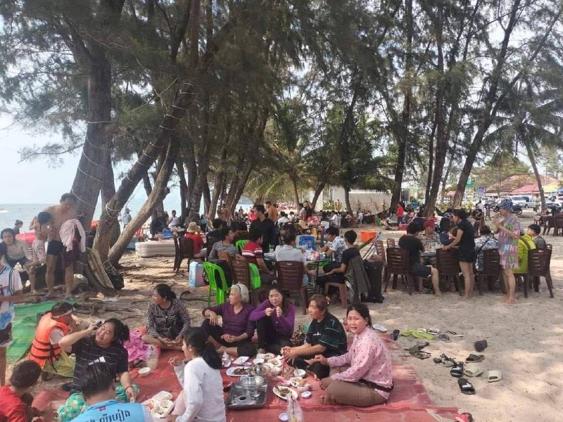 «ស្នាមញញឹម និងក្តីសង្ឃឹមរបស់ពលរដ្ឋខ្មែរត្រូវបានធានាការពារដោយរាជរដ្ឋាភិបាលគណបក្សប្រជាជនកម្ពុជា»