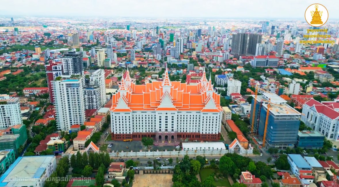 «ក្រសួងមហាផ្ទៃប្រកាសប្រឆាំងដាច់ខាតនូវរាល់សកម្មភាពបង្ខិតបង្ខំ គំរាមកំហែង ដល់អ្នកបោះឆ្នោត និងលើកទឹកចិត្តដល់អ្នកបោះឆ្នោតឱ្យប្រើប្រាស់សិទ្ធិសម្រេច….!»
