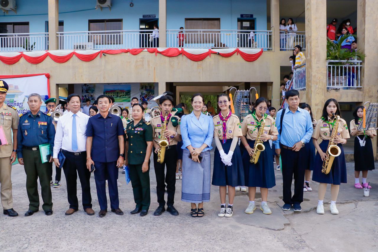 លោកស្រី ឈី វ៉ា អភិបាលរង នៃគណៈអភិបាលខេត្តកោះកុង បានអញ្ជើញជាអធិបតី ក្នុងពិធីបិទសន្និបាតបូកសរុបវាយតម្លៃការងារអប់រំ យុវជន និងកីឡា ឆ្នាំសិក្សា២០២២ - ២០២៣ និងទិសដៅការងារឆ្នាំសិក្សា ២០២៣-២០២៤។
