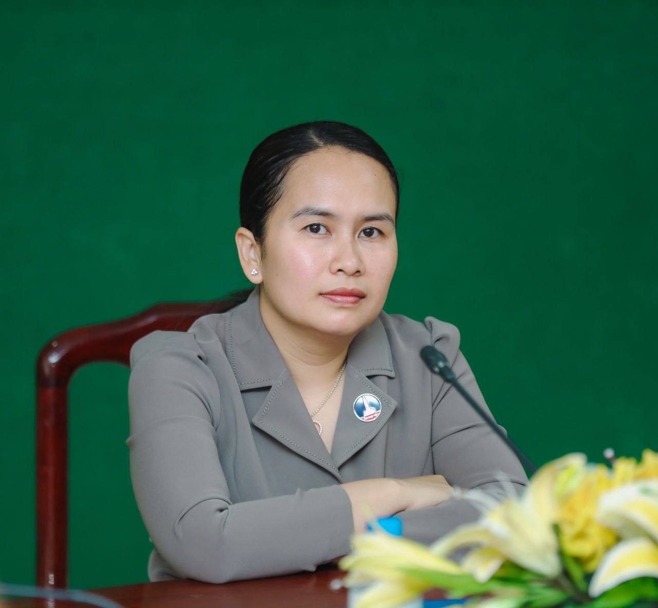 លោកស្រី អ៉ី នារីនេត អភិបាលរង នៃគណៈអភិបាលខេត្ត និងជាប្រធានលេខាធិការដ្ឋាន នៃគណៈកម្មាធិការគ្រប់គ្រងគ្រោះមហន្តរាយខេត្តកោះកុង