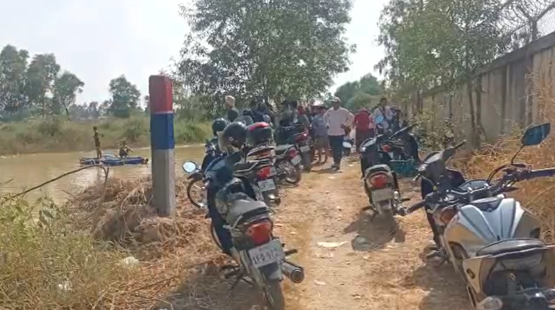 ទៅលេងទឹកជាមួយគ្នាឃើញមិត្តភក្តិលង់ទឹកស្ទុះទៅជួយបណ្តាលឲ្យលង់ស្លាប់ខ្លួនឯងយ៉ាងអាណោចអធម៌