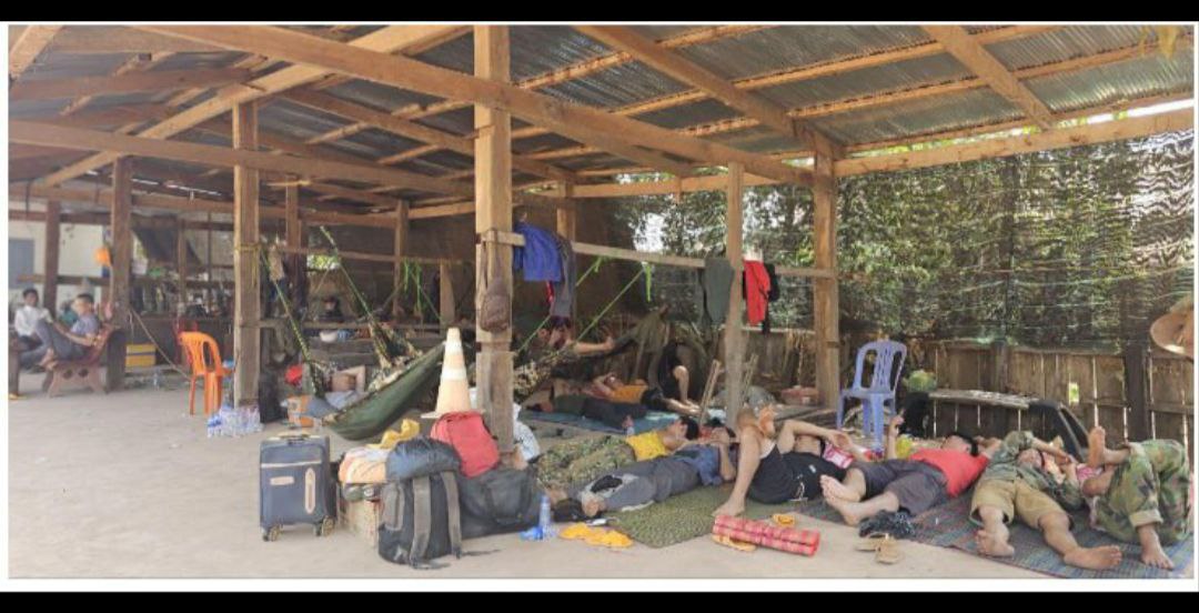 ជនជាតិវៀតណាម២៦នាក់រួមសម្ភារគ្រឿងចក្រជាច្រើនគ្រឿងជីករ៉ែមាសនៅតំបន់ឧទ្យានជាតិវិរៈជ័យកន្ទុយនាគបែកធ្លាយត្រូវសមត្ថកិច្ចឃាត់ខ្លួន