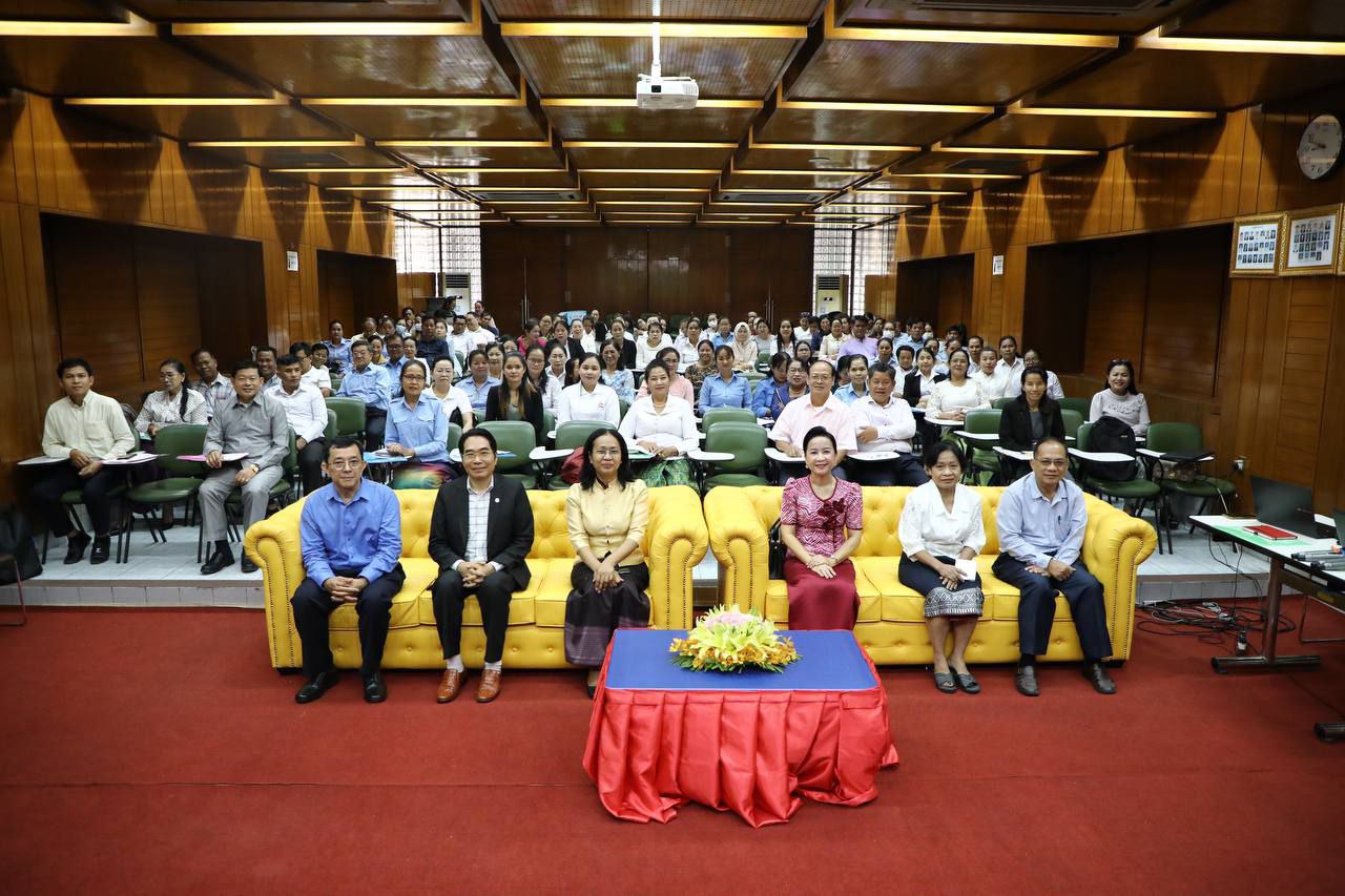 សិក្ខាសាលាពិនិត្យឡើងវិញស្តីពីការថែទាំព្យាបាលកុមារកង្វះអាហារូបត្ថម្ភស្រួចស្រាល់ធ្ងន់ធ្ងរ នៅមណ្ឌលសុខភាព និងមន្ទីរពេទ្យ