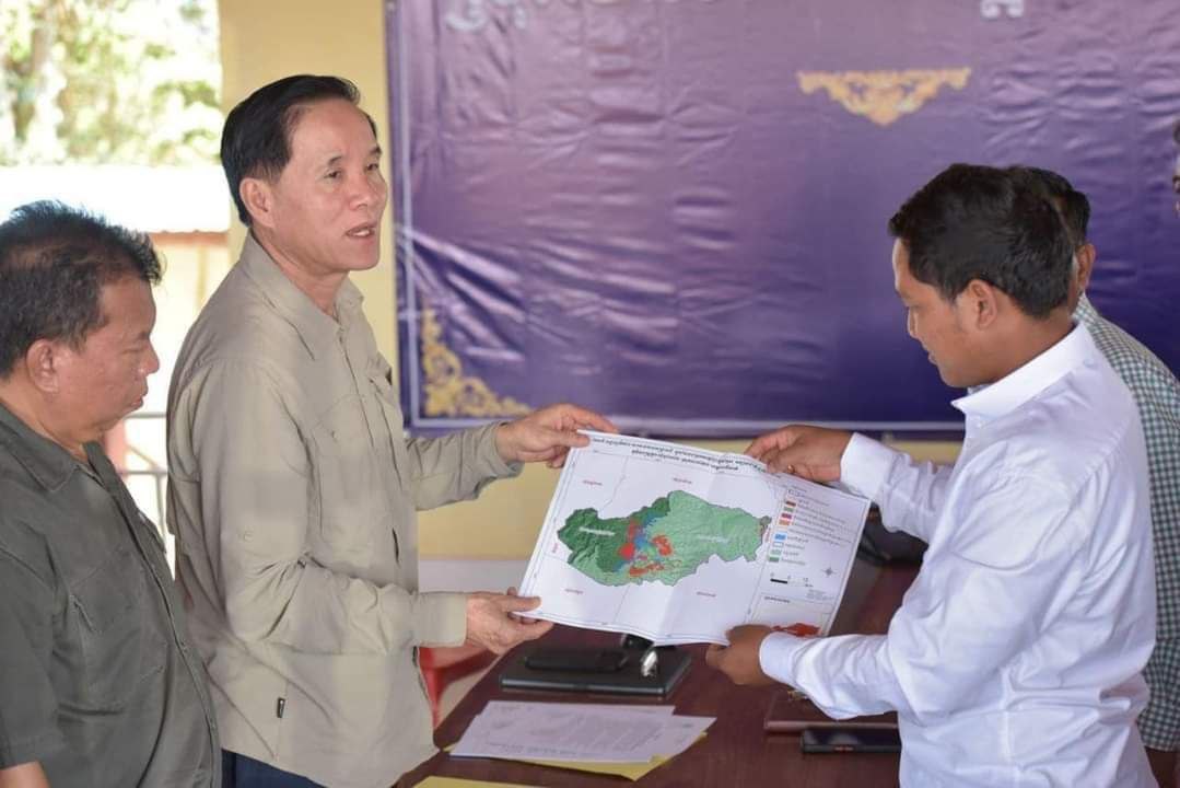 Update: ប្រតិបត្តិការទប់ស្កាត់ និងបង្ក្រាបបទល្មើសធនធានធម្មជាតិដ៏ក្តៅគគុកក្នុងរយៈទ្រង់ទ្រាយធំក្នុងនៅភូមិសាស្ត្រខេត្តពោធិសាត់ ឃ្លុំដីបានជាង ២៥ ០០០ដុល្លារ និងចាប់ខ្លួនមនុស្ស ០៤នាក់