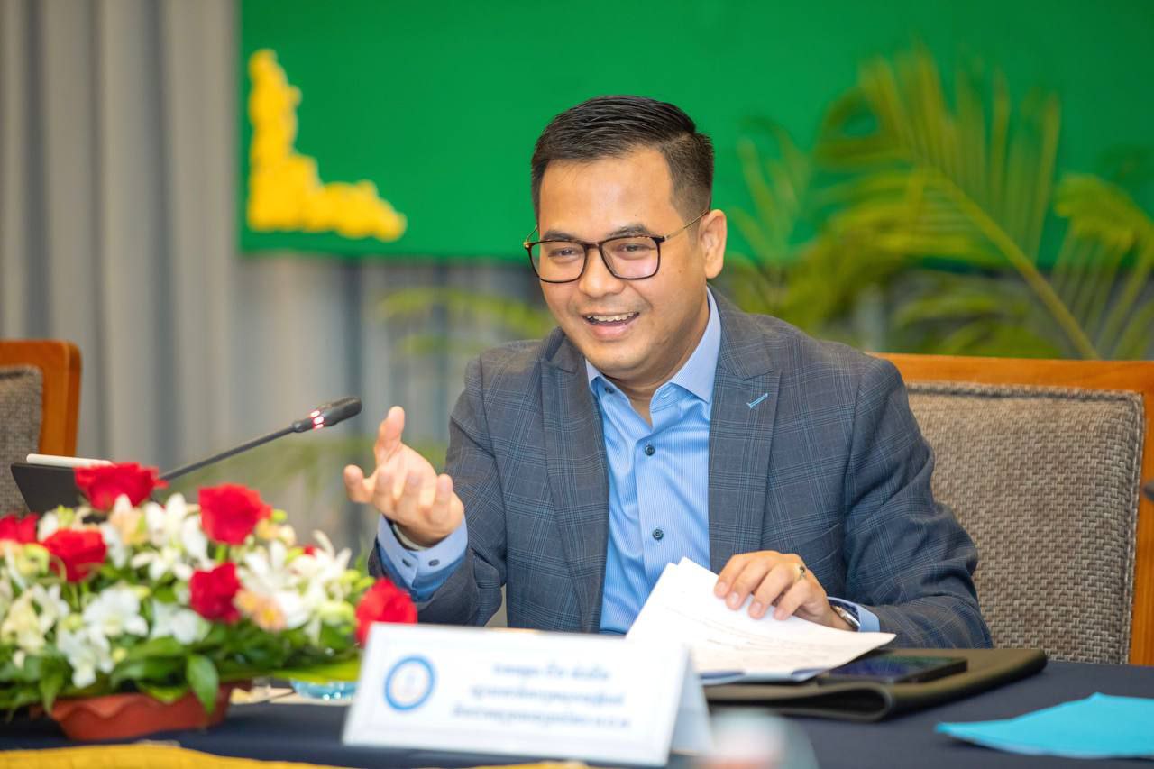សិក្ខាសាលាពិគ្រោះយោបល់លើសេចក្តីព្រាង សេចក្តីសម្រេចស្តីពីក្រមសីលធម៌ និងក្រមប្រតិបត្តិសម្រាប់មន្ត្រីសម្រុះសម្រួលដោះស្រាយវិវាទក្រៅប្រព័ន្ធតុលាការ