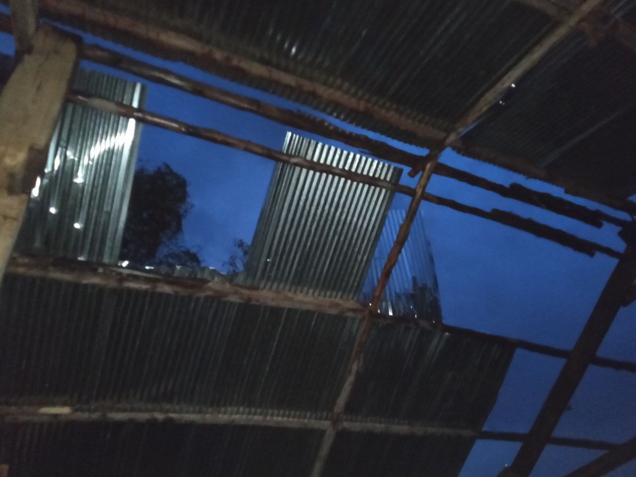 មនុស្សម្នាក់បានស្លាប់ និងផ្ទះពលរដ្ឋ០៤ខ្នងរងការខូចខាតដោយគ្រោះធម្មជាតិនៅខេត្តបាត់ដំបង
