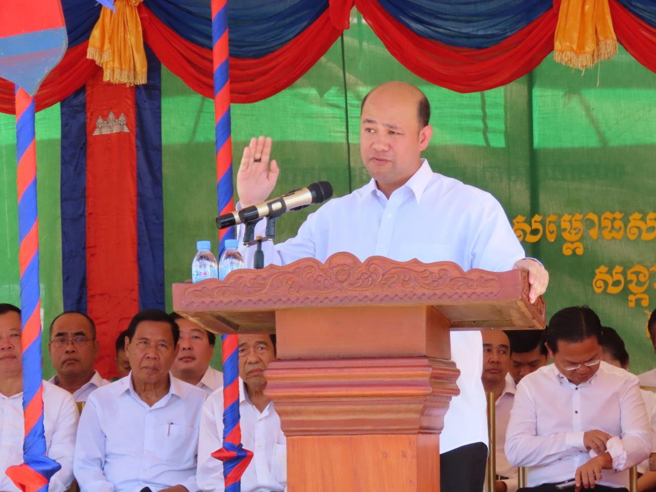 លោកកិត្តិសេដ្ឋាបណ្ឌិត ឆាយ ថន និងឧបនាយករដ្ឋមន្រ្តី ហ៊ុន ម៉ានី អញ្ជើញសម្ពោធសមិទ្ធផលក្នុងវត្តសុខារាម ក្រុងឧដុង្គម៉ែជ័យ ចំណាយថវិកាសាងសង់ប្រមាណ៥០ម៉ឺនដុល្លារ