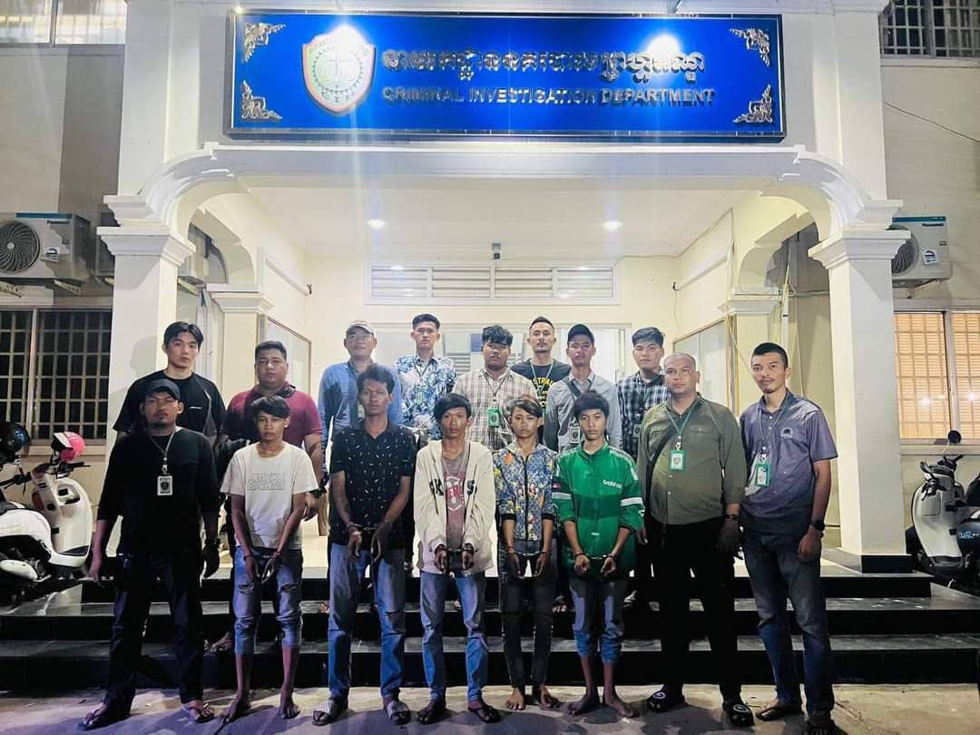 ក្រុមក្មេងទំនើង ចំនួន០៥នាក់ រួមគ្នារំលោភបូកលើក្មេងស្រី អាយុ១២ឆ្នាំ នៅខណ្ឌបឹងកេងកង ត្រូវកម្លាំងនាយកដ្ឋាននគរបាលព្រហ្មទណ្ឌចាប់ខ្លួន
